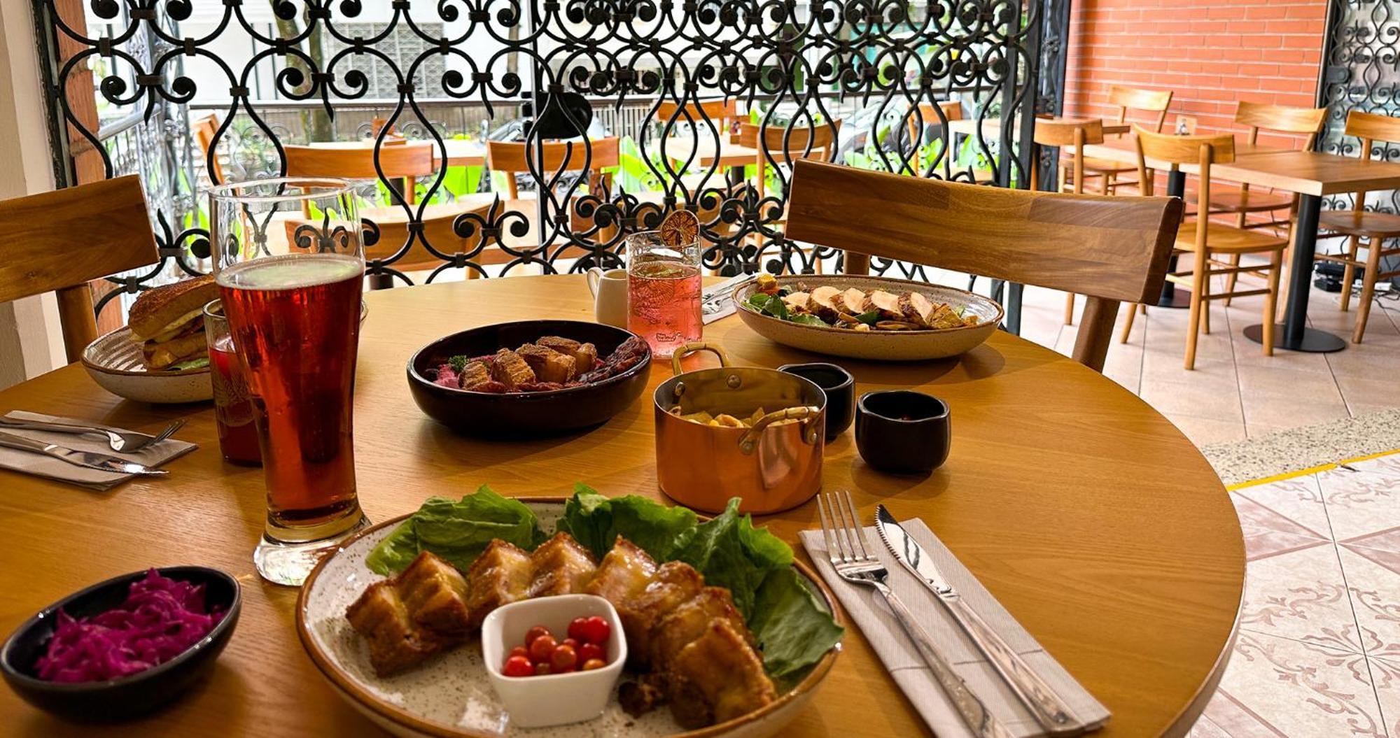 Hotel Casa Laureles เมเดยิน ภายนอก รูปภาพ