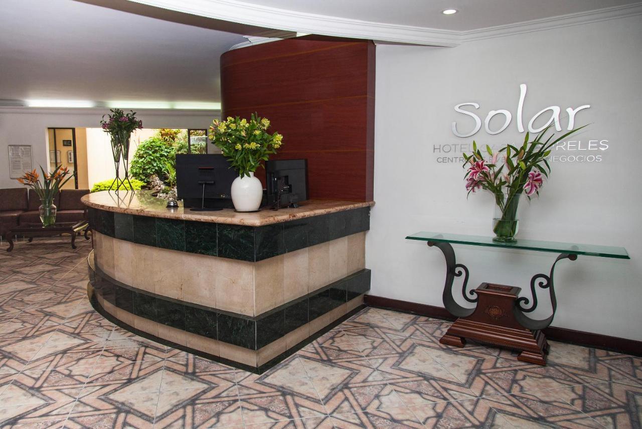 Hotel Casa Laureles เมเดยิน ภายนอก รูปภาพ